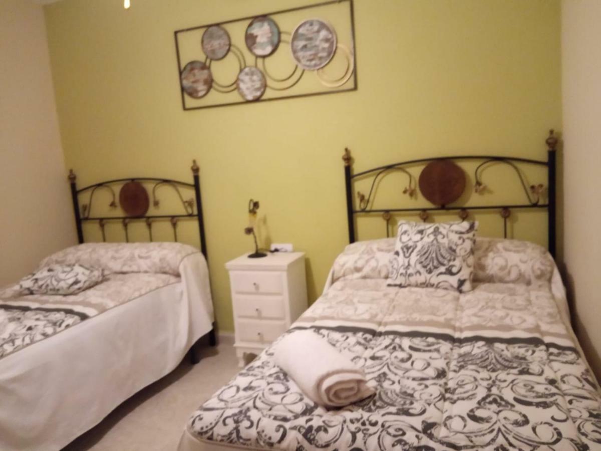Apartamento Turistico La Victoria Trujillo Buitenkant foto
