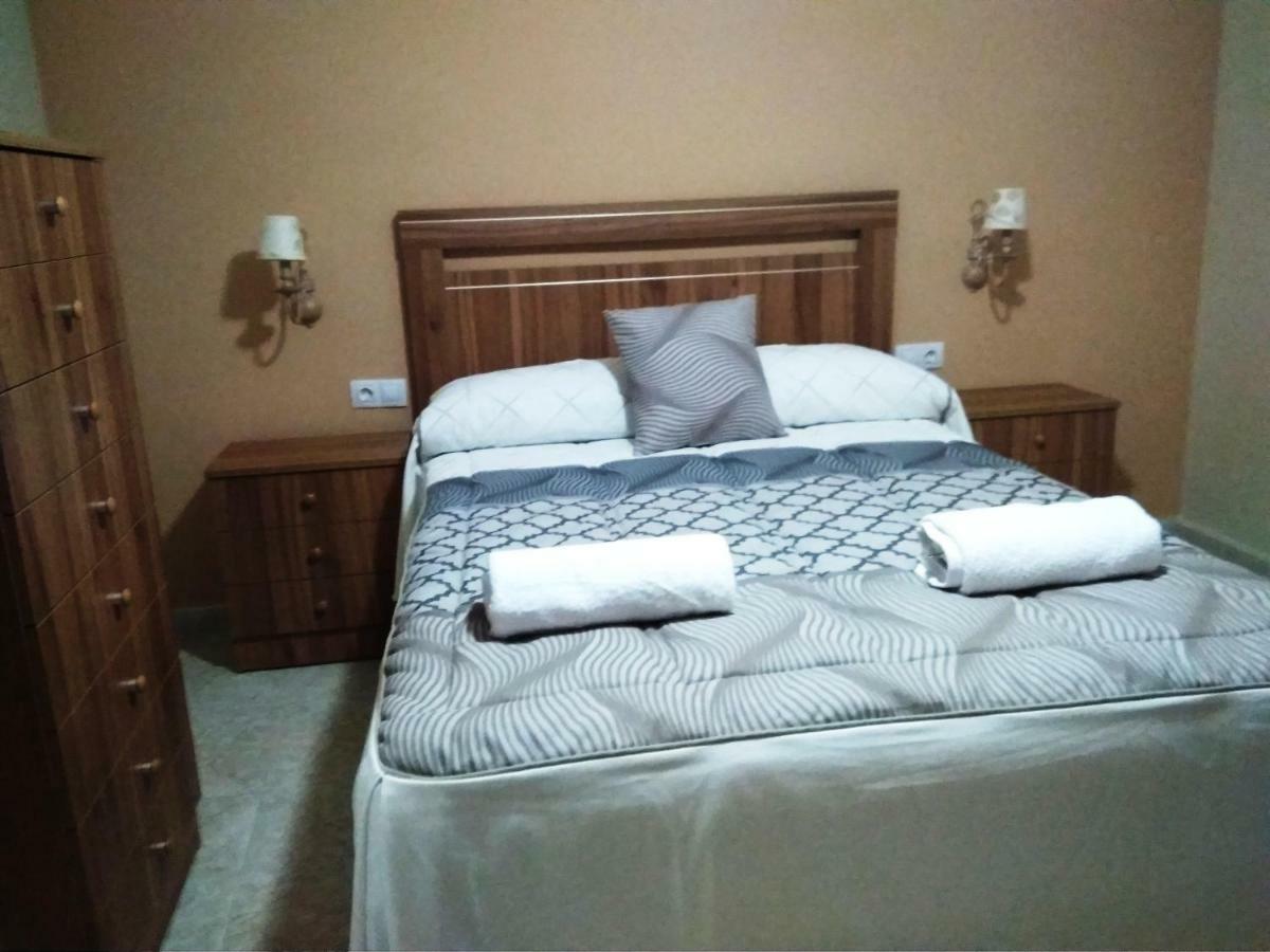 Apartamento Turistico La Victoria Trujillo Buitenkant foto