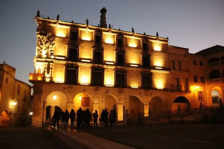 Apartamento Turistico La Victoria Trujillo Buitenkant foto